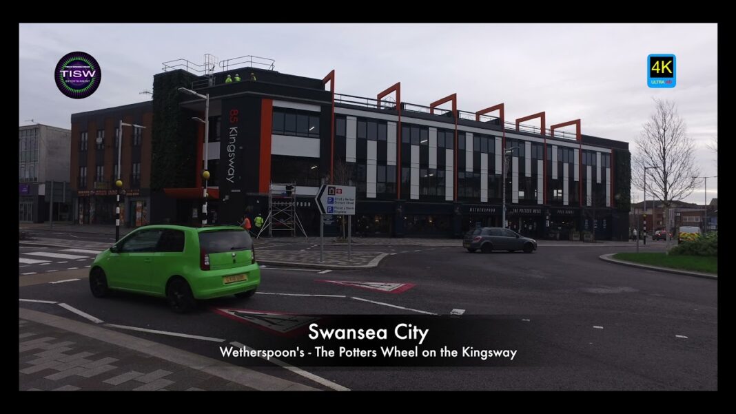 A walk around Swansea on a gloomy day