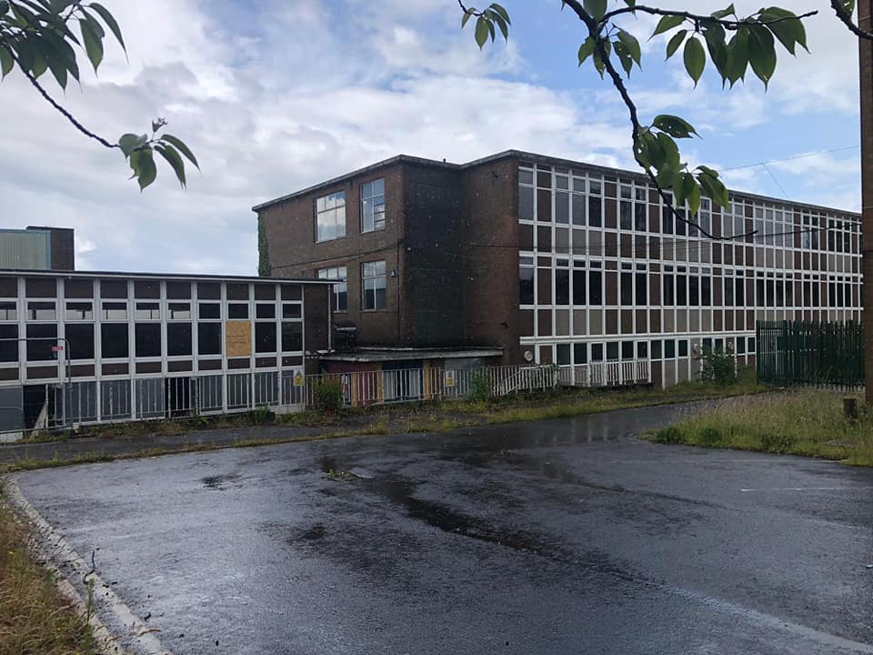 Urbex: Photos showing inside of Mynyddbach School, Swansea