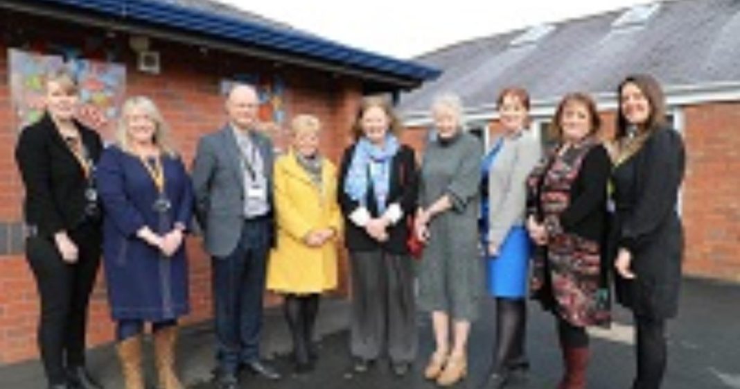 Minister opens Welshpool Integrated Family Centre